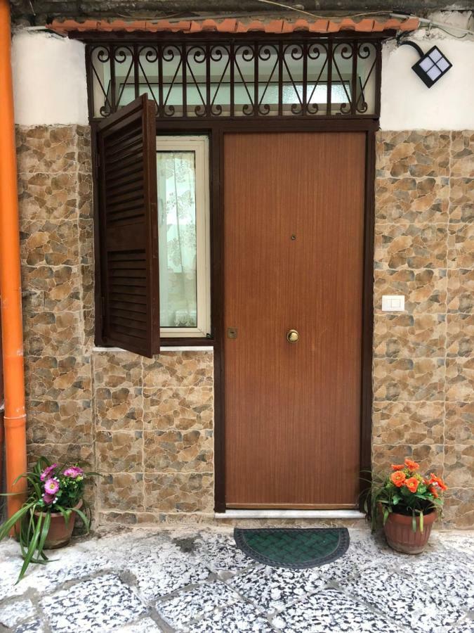 Casetta Roby Apartment Наполи Екстериор снимка